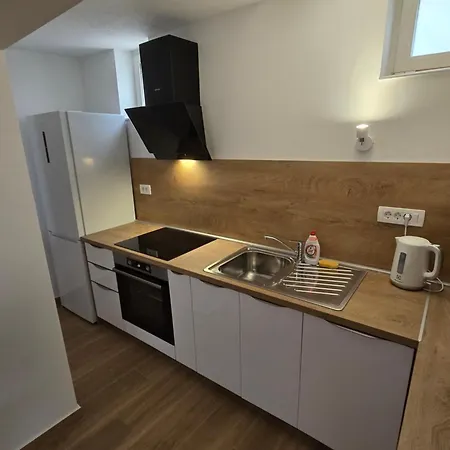 Marinko Apartment Janjina